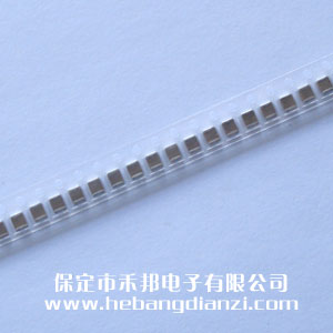 �NƬ���0.47UF ���b1210 50V